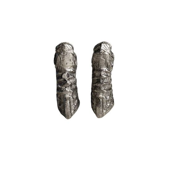 Vintage Pewter Seahorses Pair of Salt and Pepper Shakers - Picture 3 of 8